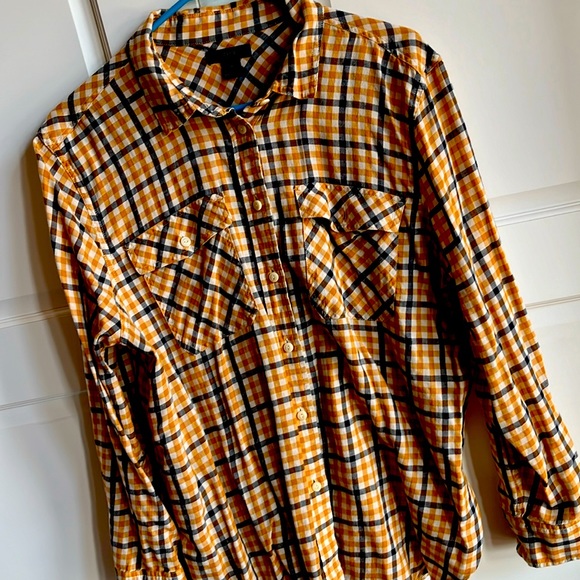 Soft button down shirt - Picture 1 of 2